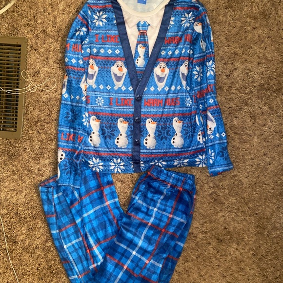 Men's Olaf pjs - Picture 2 of 4